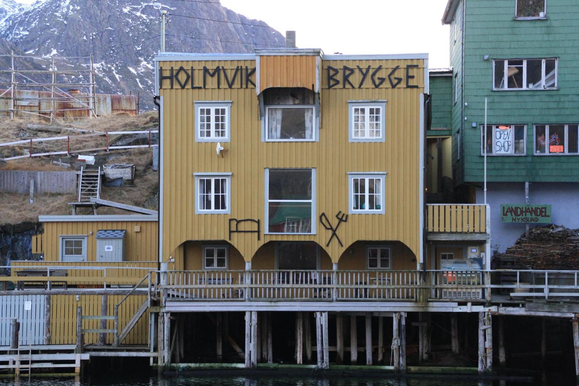 Отель Holmvik Brygge Nyksund Экстерьер фото